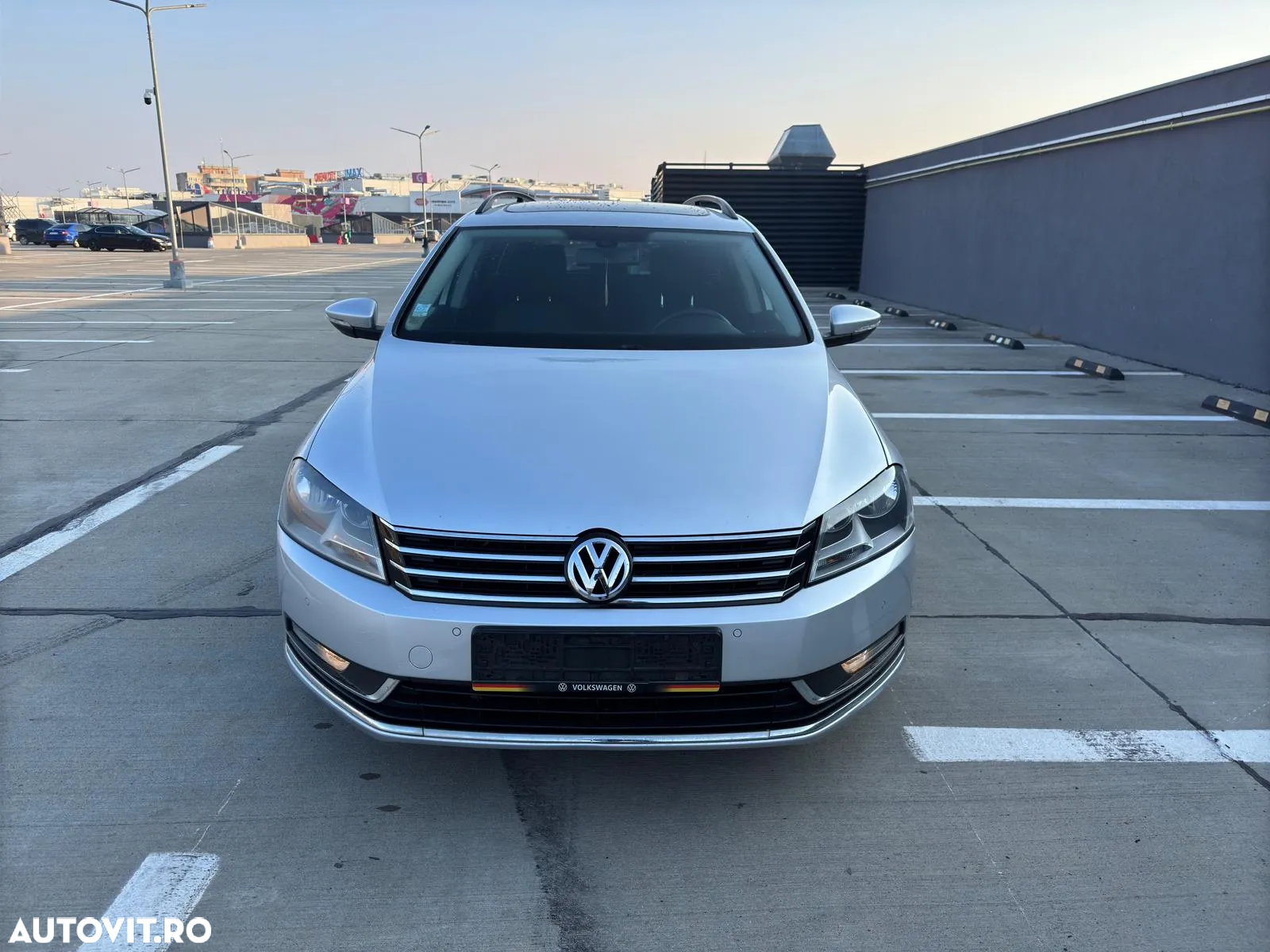 Volkswagen Passat - 14