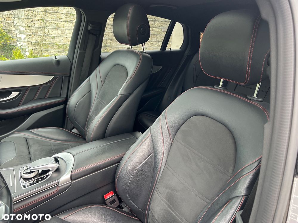 Mercedes-Benz GLC AMG Coupe 43 4Matic 9G-TRONIC - 30