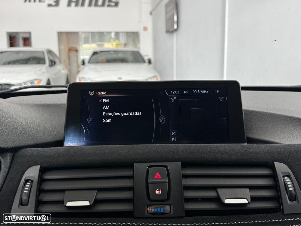 BMW 320 d Auto Pack M - 19