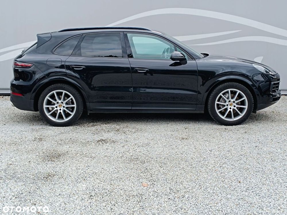 Porsche Cayenne Standard - 18