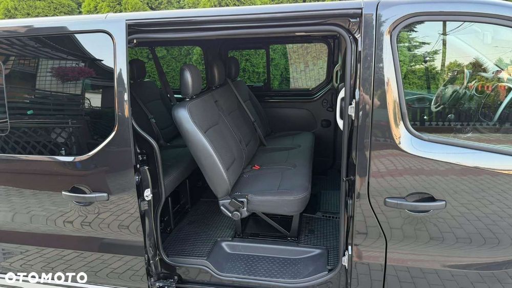 Opel Vivaro - 14