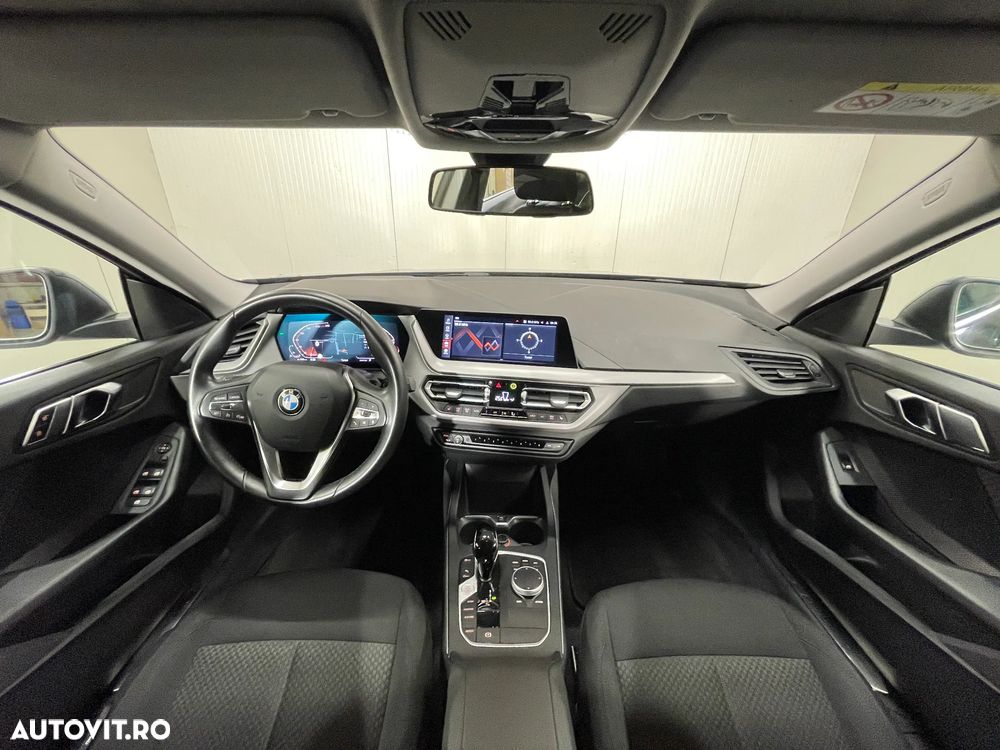 BMW Seria 2 218i Aut. Advantage - 8