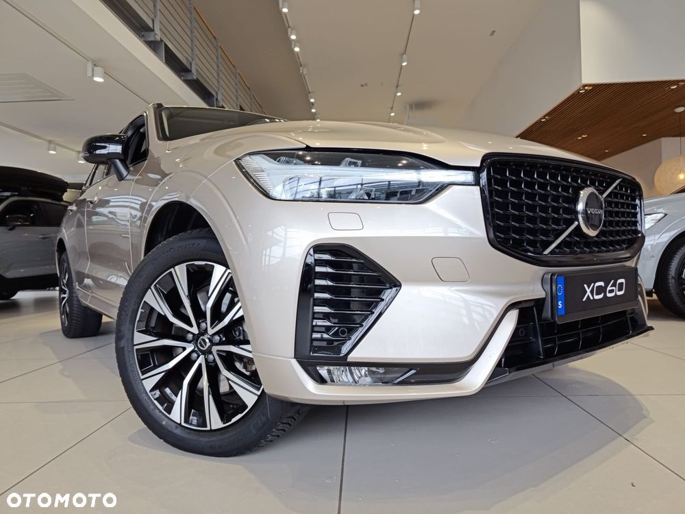 Volvo XC 60 B4 B Plus Dark - 7