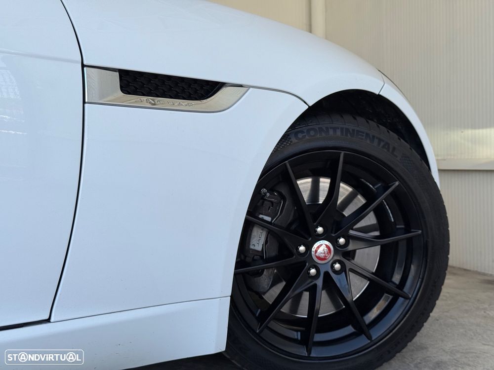 Jaguar F-Type 2.0 i4 R-Dynamic - 34