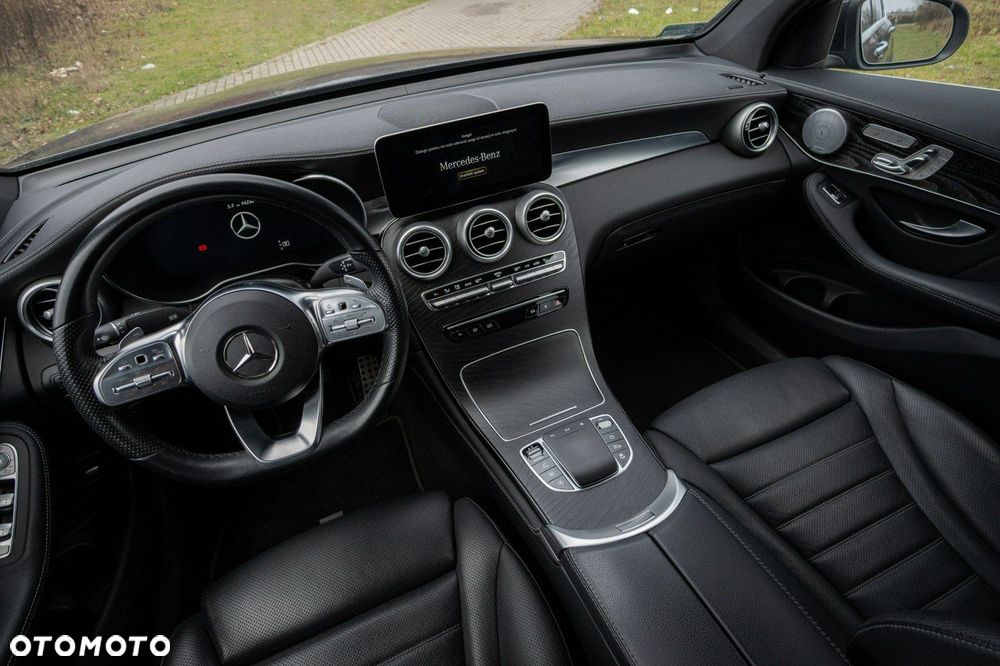 Mercedes-Benz GLC - 19