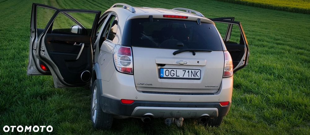Chevrolet Captiva 2.2 D LTZ - 36