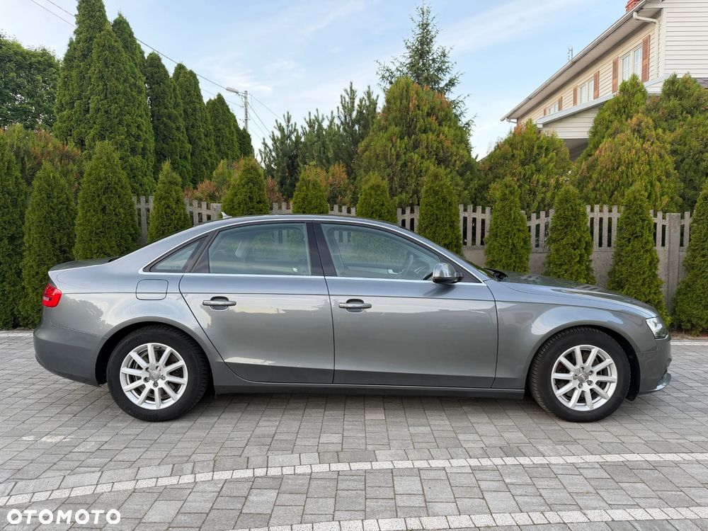 Audi A4 Limousine 2.0 TDI DPF Ambiente - 13