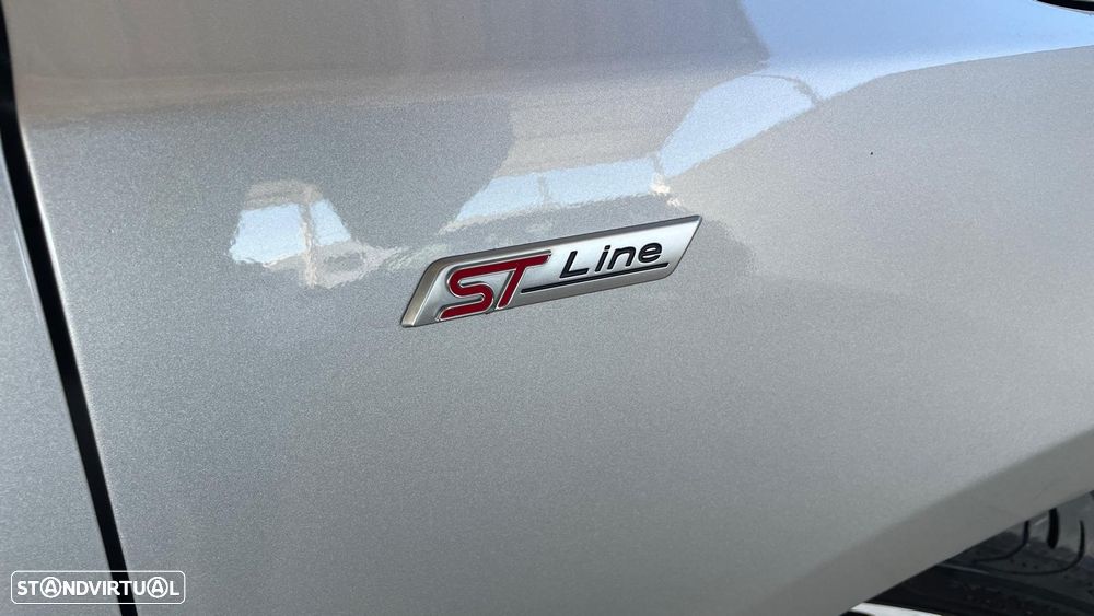 Ford Focus 1.0 EcoBoost S&S ST-LINE - 26