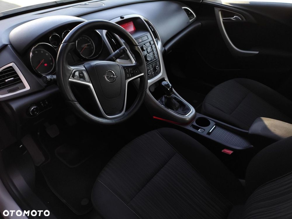 Opel Astra - 10