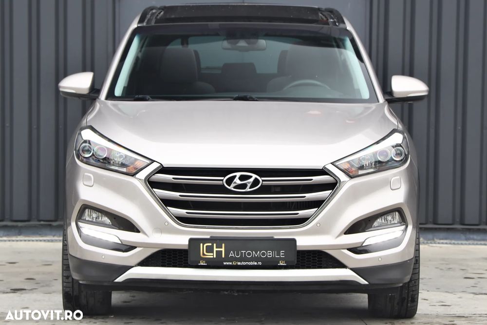 Hyundai Tucson 2.0 CRDI 4WD Automatik Premium - 29