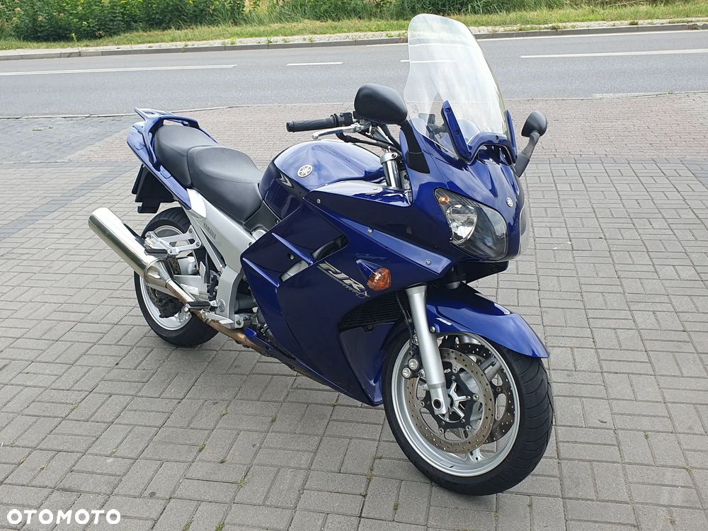 Yamaha FJR - 9