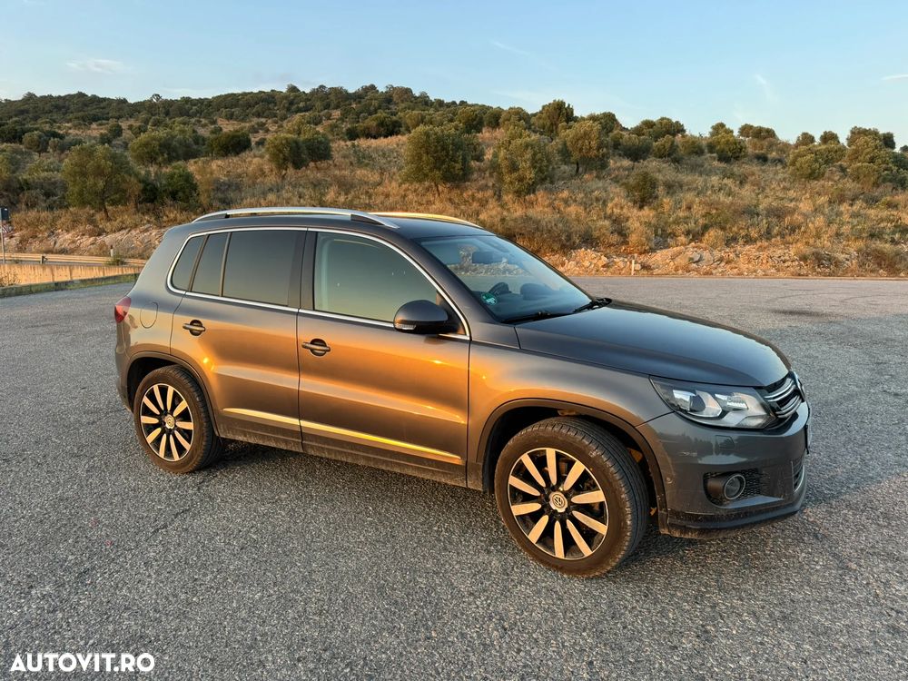 Volkswagen Tiguan - 2