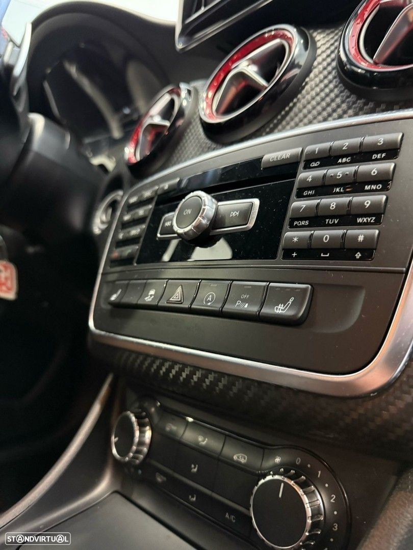 Mercedes-Benz A 45 AMG 4-Matic - 15
