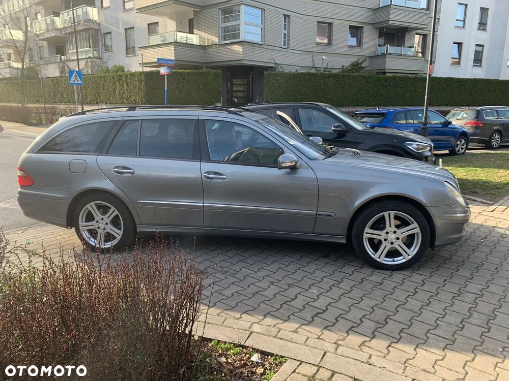 Mercedes-Benz Klasa E 320 CDI 4-Matic Elegance - 2