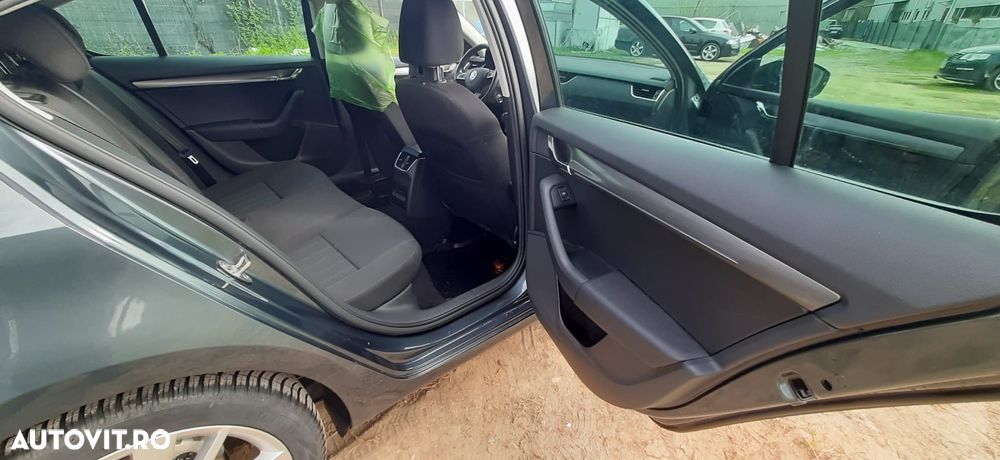 Skoda Octavia 1.4 TSI Style - 12