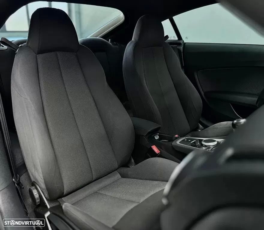 Audi TT Coupé 2.0 TDI - 10