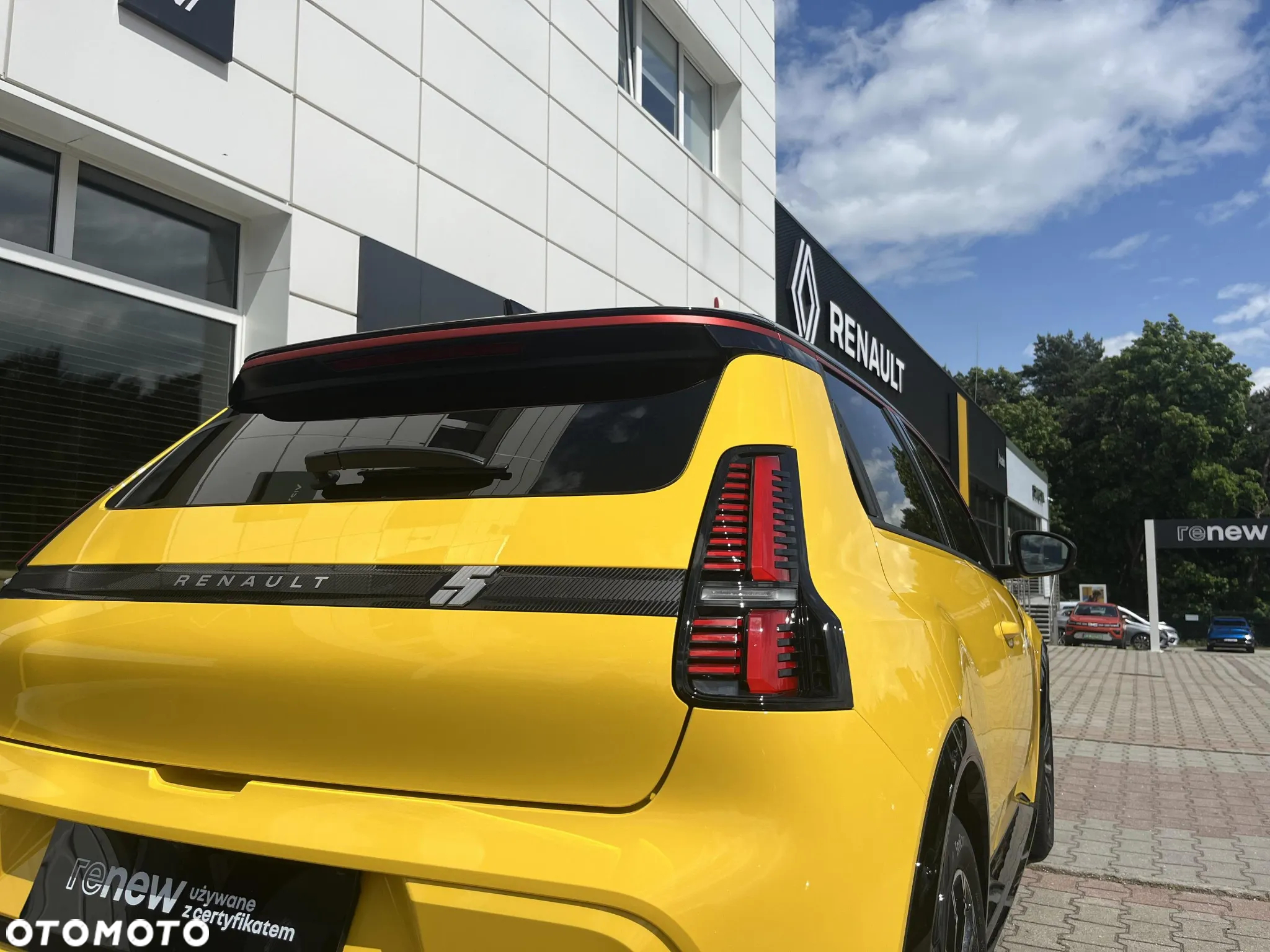 Renault 5 52kWh Comfort Range Iconic Cinq - 28