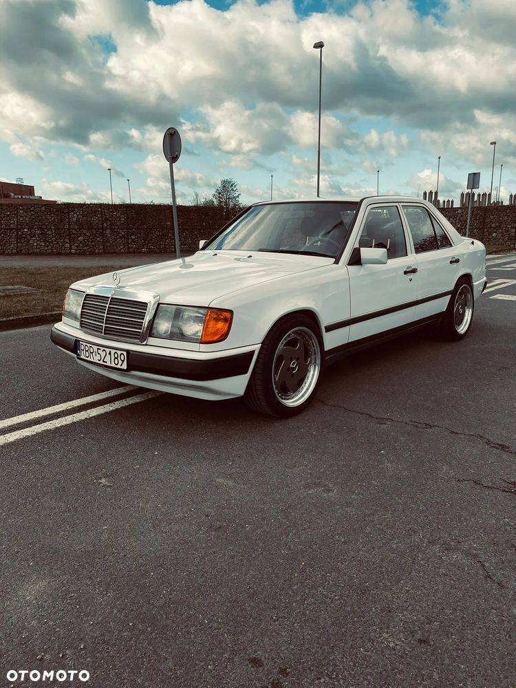 Mercedes-Benz W124 (1984-1993) - 4