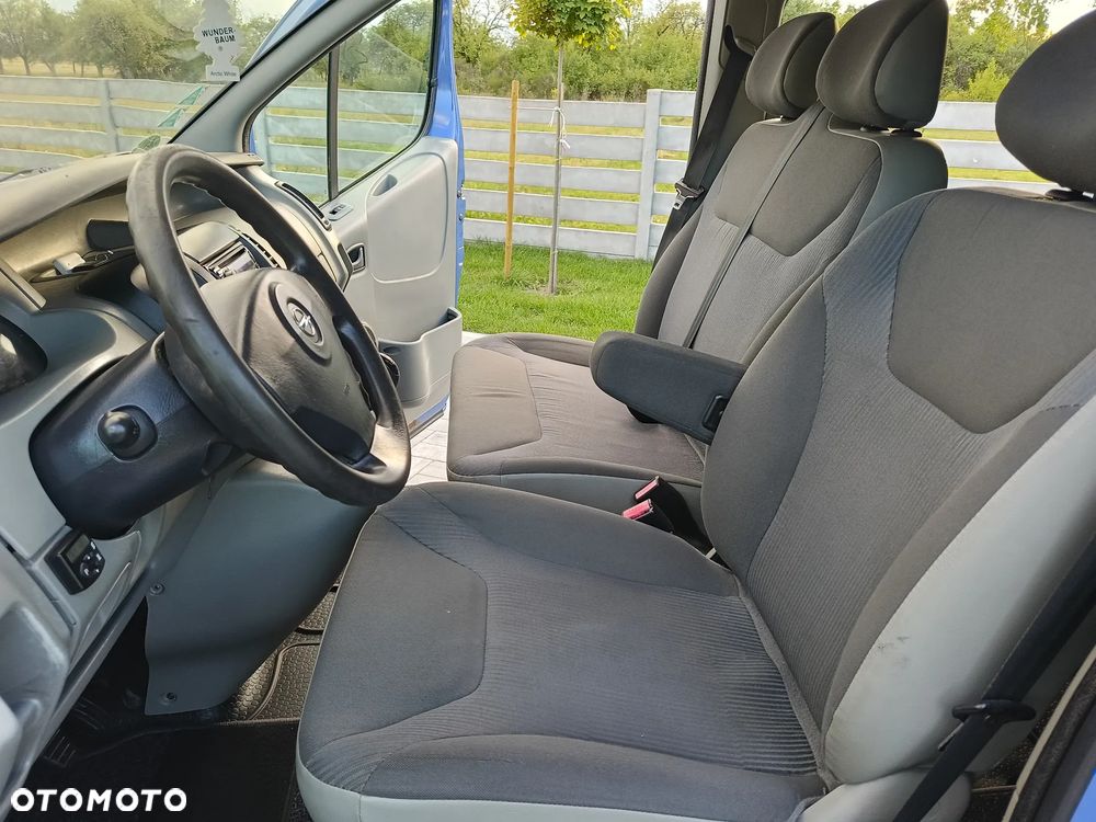 Opel Vivaro - 17