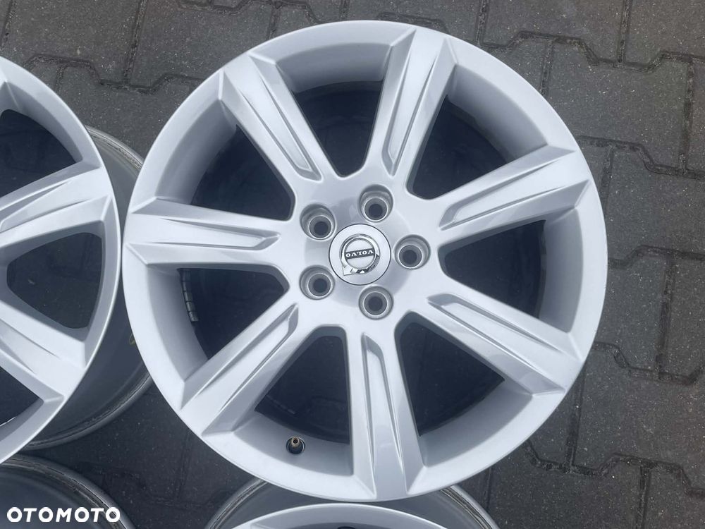 Felgi Aluminiowe 17" Volvo S90 Volvo V90 - 3