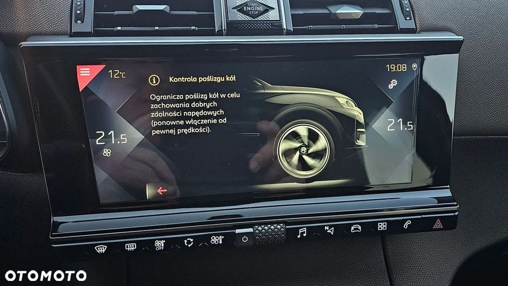 DS Automobiles DS 7 Crossback 1.6 PureTech Performance Line + - 37