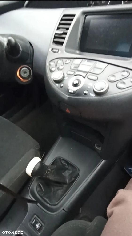 Nissan Primera - 5