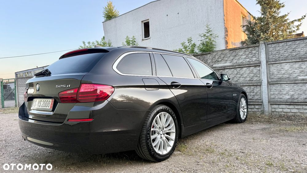 BMW Seria 5 525d - 5