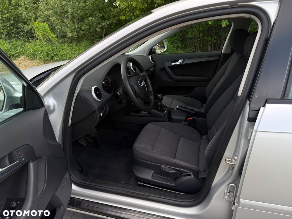 Audi A3 Sportback - 11