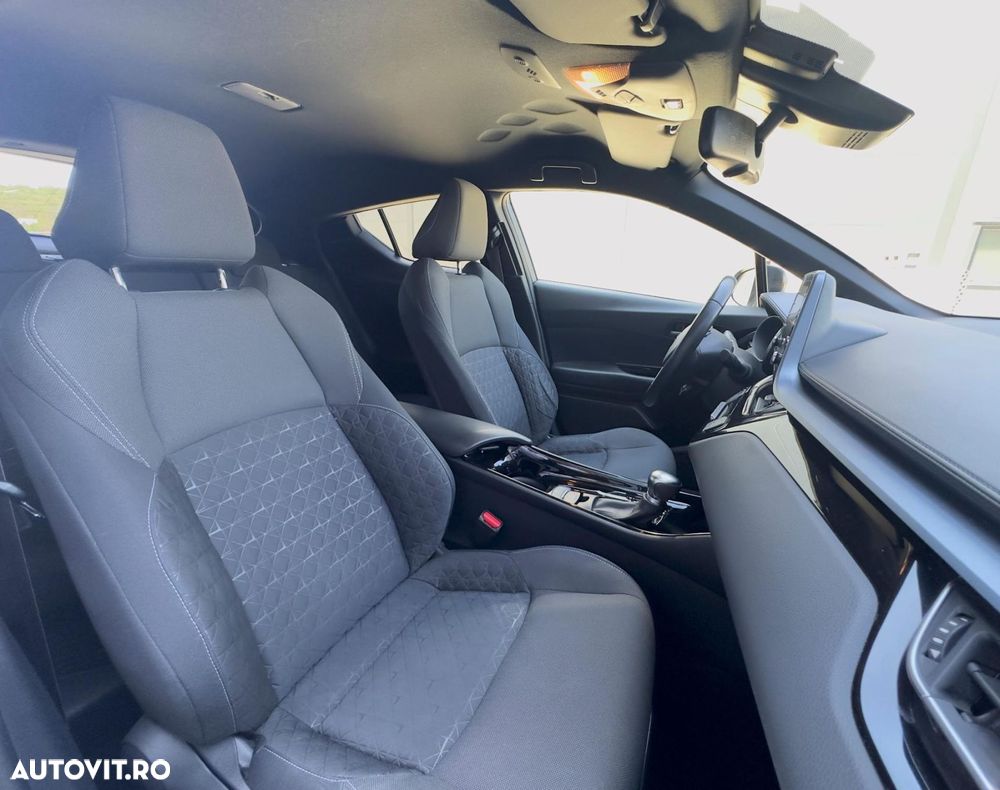 Toyota C-HR 2.0 HSD 184 CP 4x2 CVT Style - 21