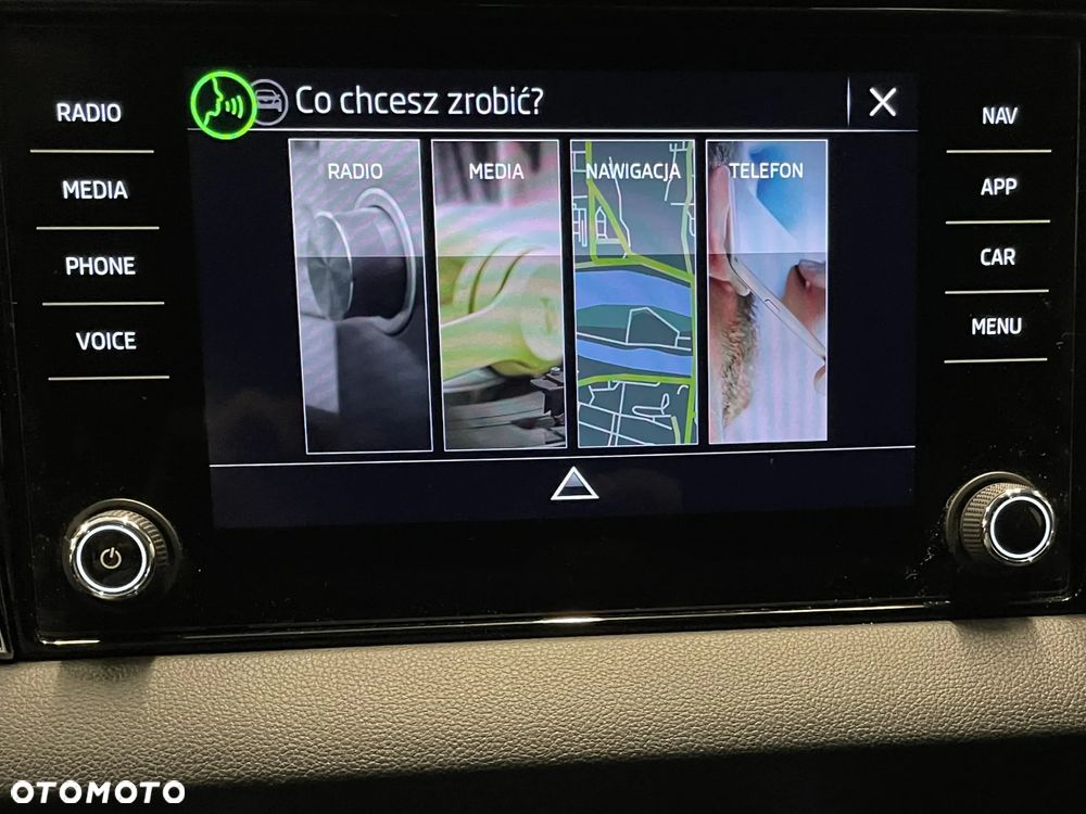 Skoda Karoq 1.5 TSI ACT GPF 4x2 Ambition - 24