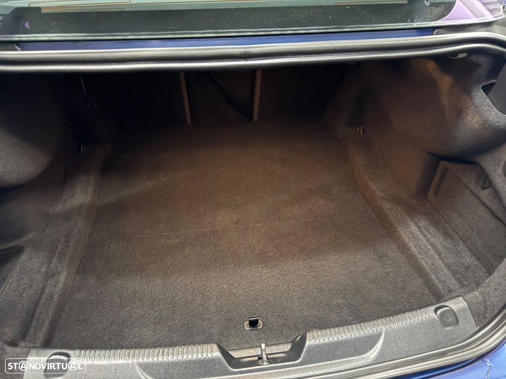 Jaguar XE 20d Aut. R-Sport - 23