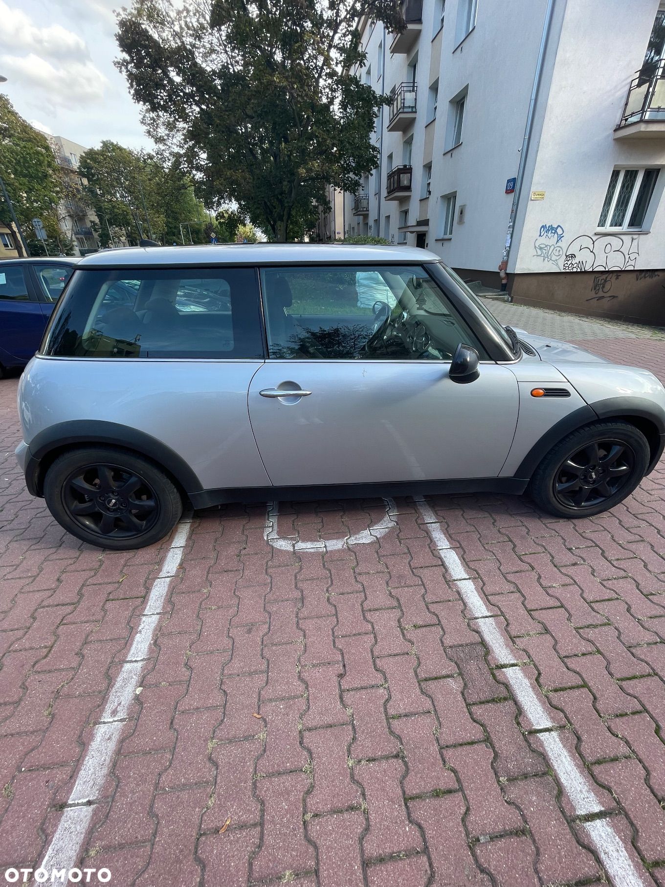 MINI ONE - 1