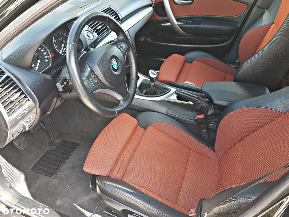 BMW Seria 1 118i Edition Sport - 12