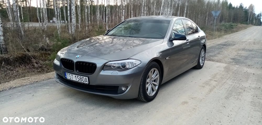 BMW Seria 5 525d xDrive Sport-Aut - 27