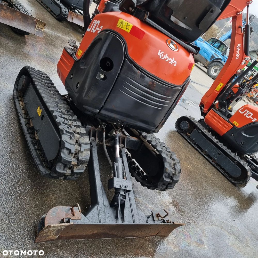Kubota U10 Minikoparka Japońska 1.1tony. HURT! z Norwegii każda sztuka IGŁA! Zero śladów zużycia ładny stan gąsienic. Rok od 2015 do 2019. Jedna cena! Silnik 3 cylindry. Minikoparki sprowadzone z Norwegii. Rozsuwane Podwozia. Szybka Wolna jazda. Wyjscia dodatkowe na młot lub wiertnice. Serwisowane w DEKRA. Okazja do wyczerpania zapasów!  Zero luzów czy wycieków. Maszyny Pochodzą z dużej szkółki roślinnej. Potężna moc. Wersja Norweska - 40