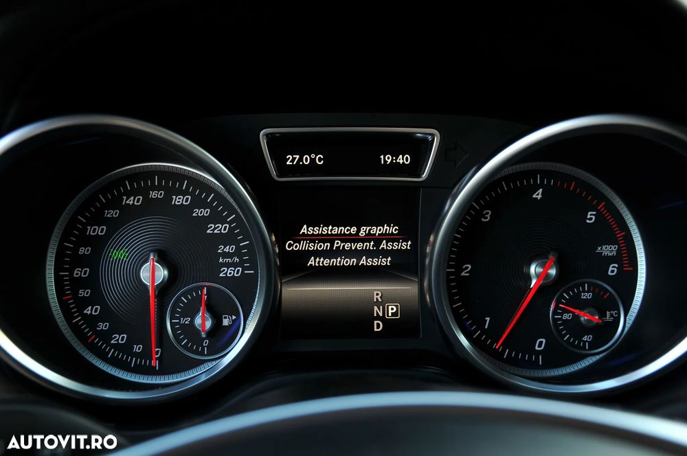 Mercedes-Benz GLE - 33
