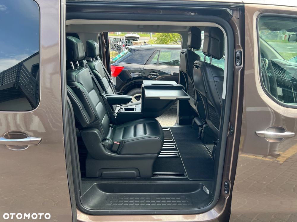 Peugeot Traveller L3 2.0 EAT6 Allure - 21