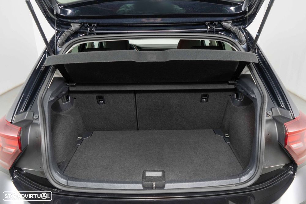 VW Polo 1.0 TSI Urban DSG - 14