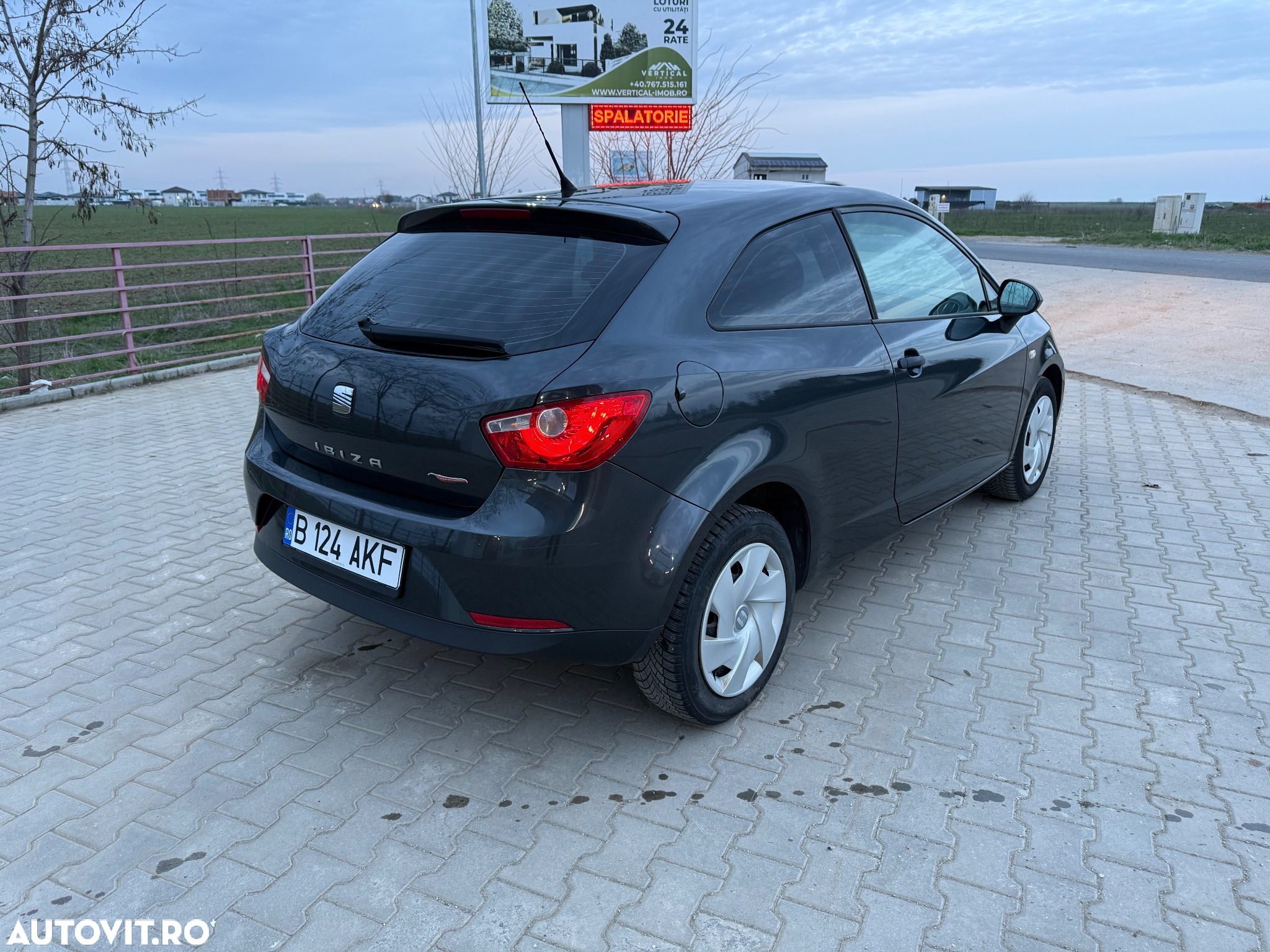 Seat Ibiza - 4