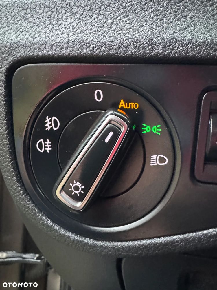 Volkswagen Golf Sportsvan 1.4 TSI (BlueMotion Technology) DSG Comfortline - 23