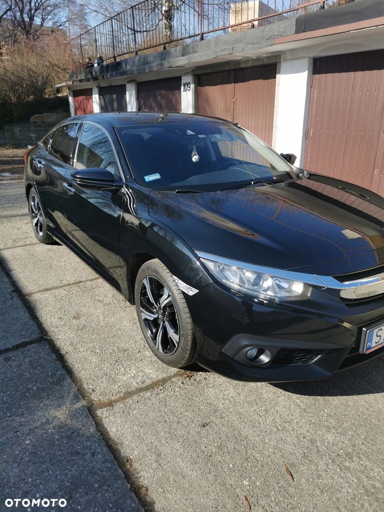Honda Civic 1.5 T Elegance - 2