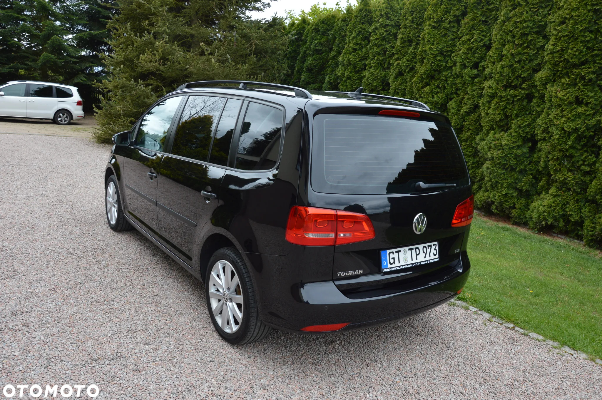 Volkswagen Touran - 5