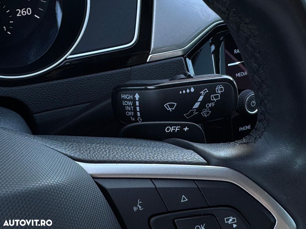 Volkswagen Passat - 29