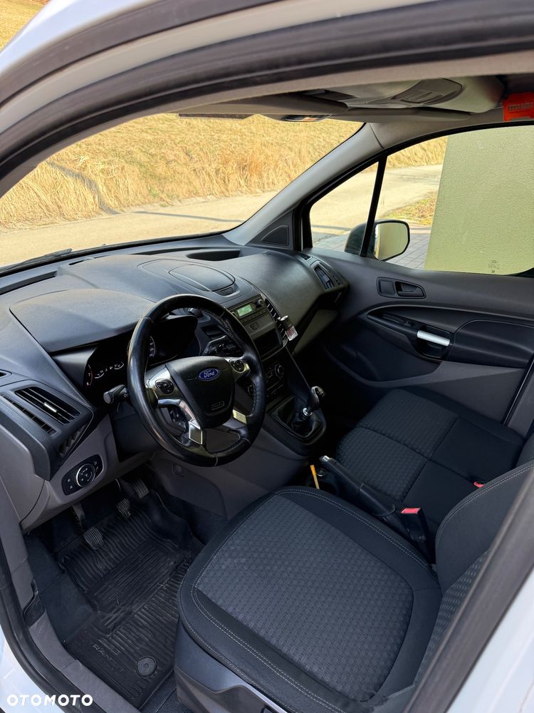 Ford Transit Connect - 14