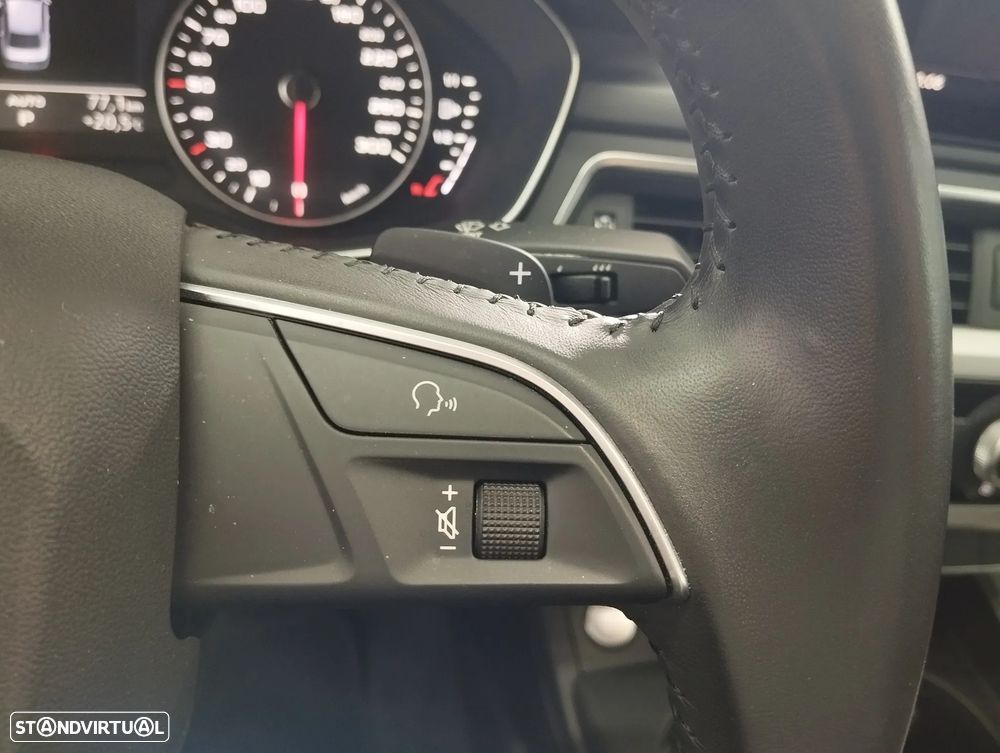 Audi A4 40 TDI S tronic - 19