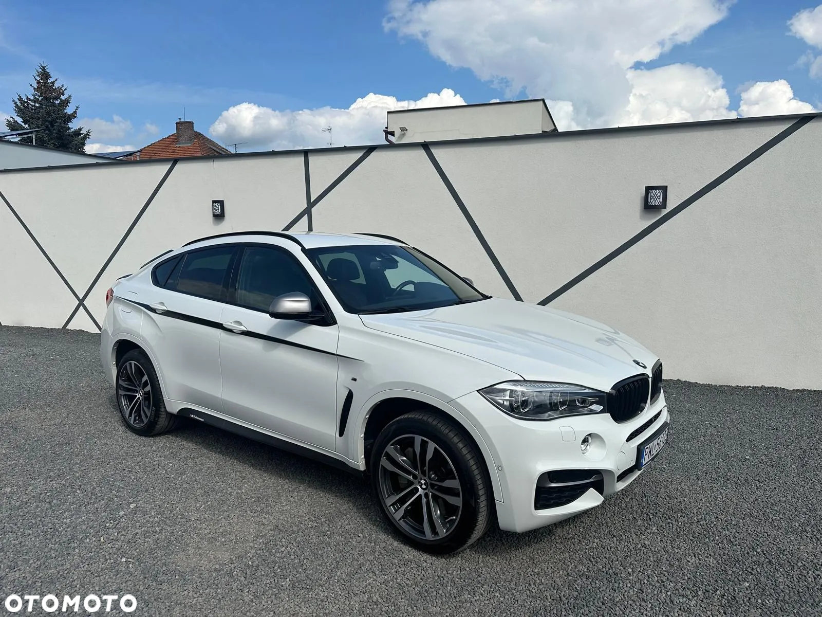 BMW X6M - 6
