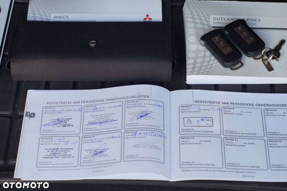 Mitsubishi Outlander Instyle NAVI + - 20