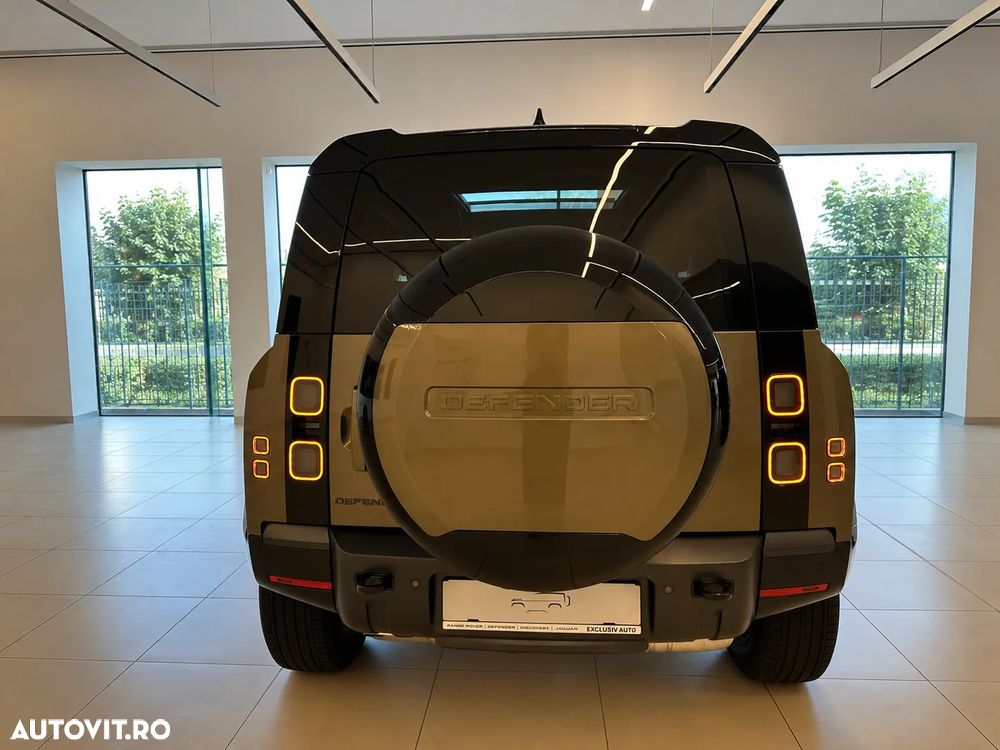 Land Rover Defender - 5