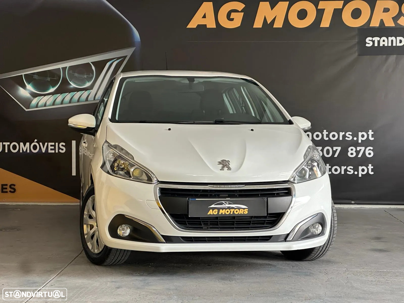 Peugeot 208 - 2