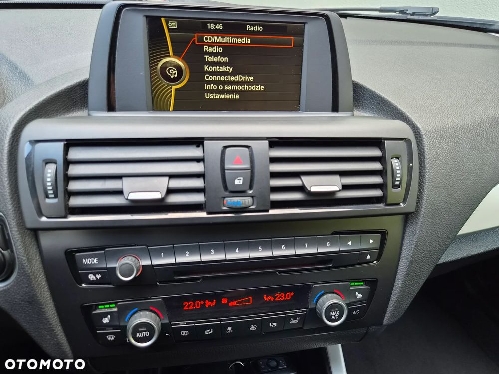 BMW Seria 1 116i Sport Line - 22
